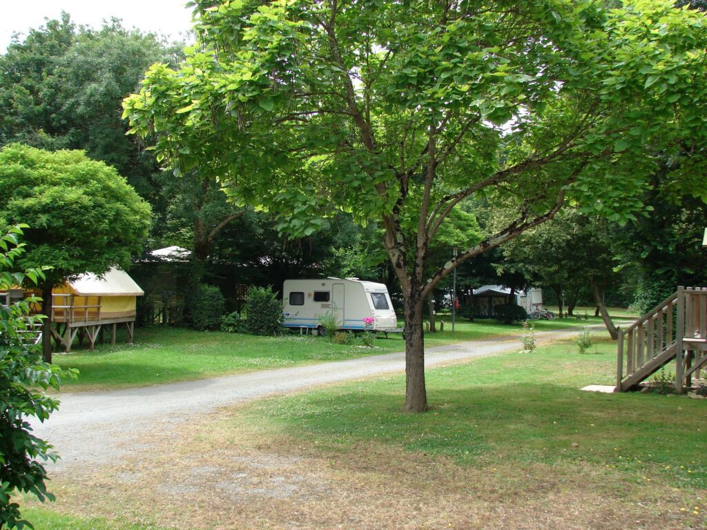 location emplacement camping en indre et loire