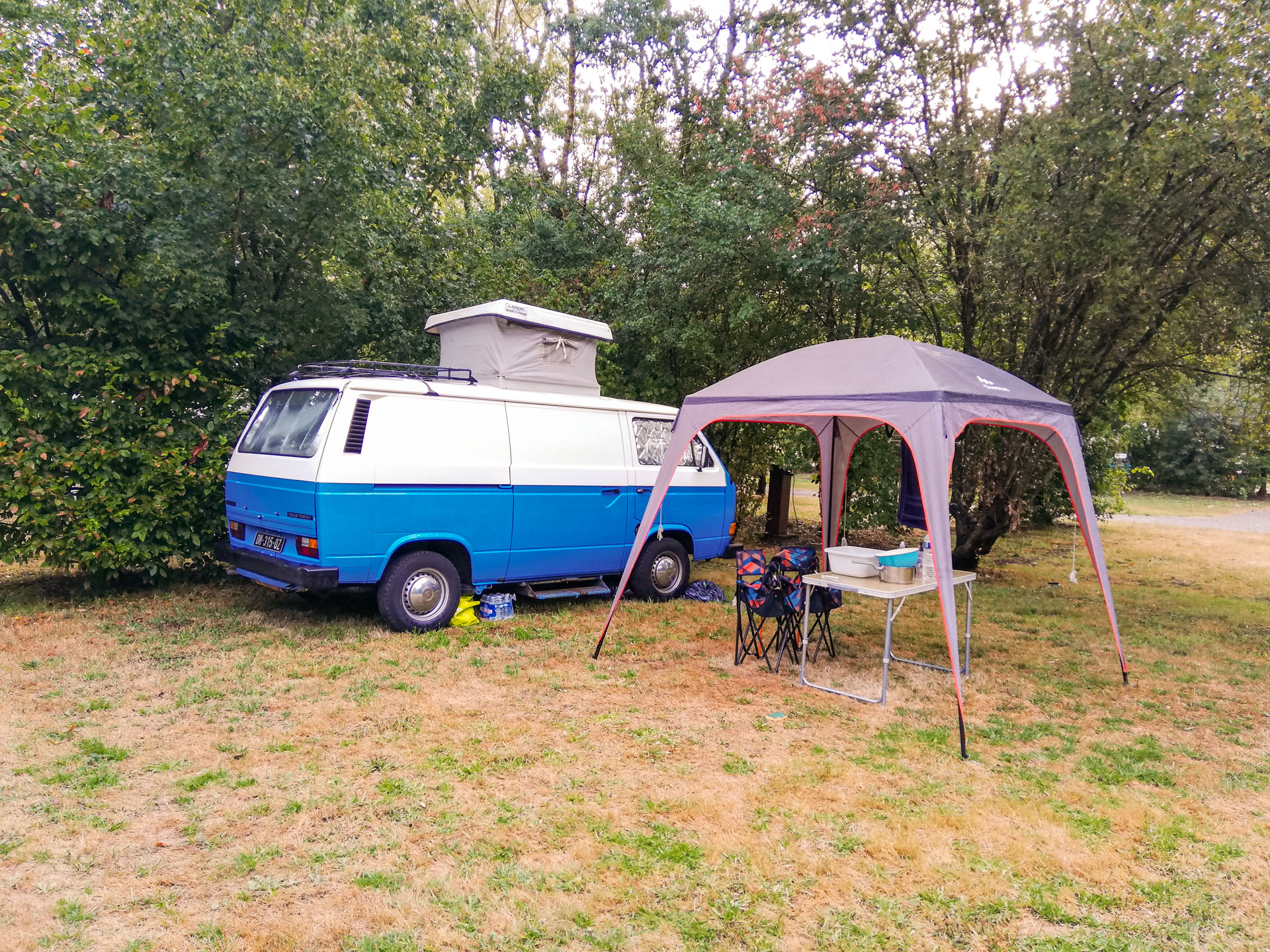 emplacement caravane van tente la fritillaire